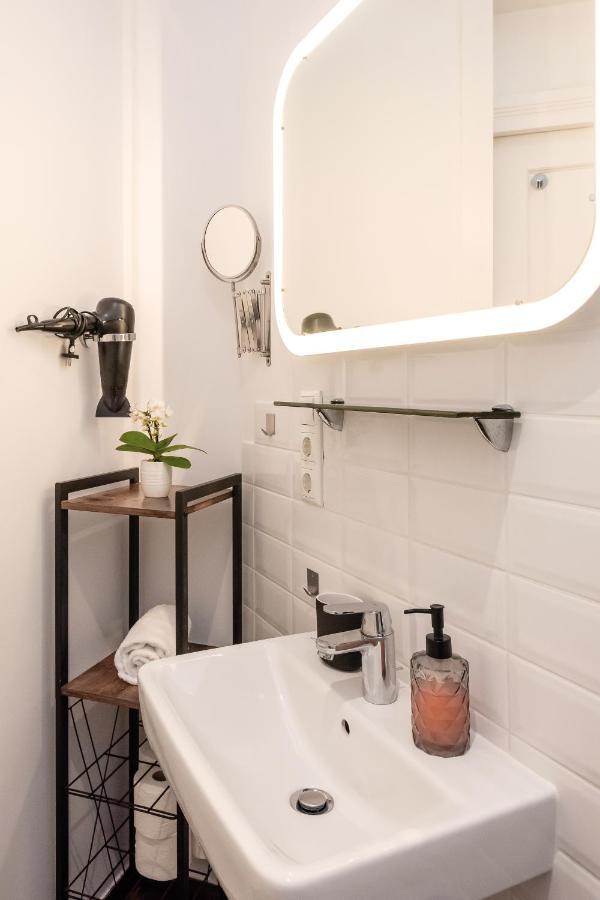 Apartamento 90sqm 2br Biz Loft - 5min Station *